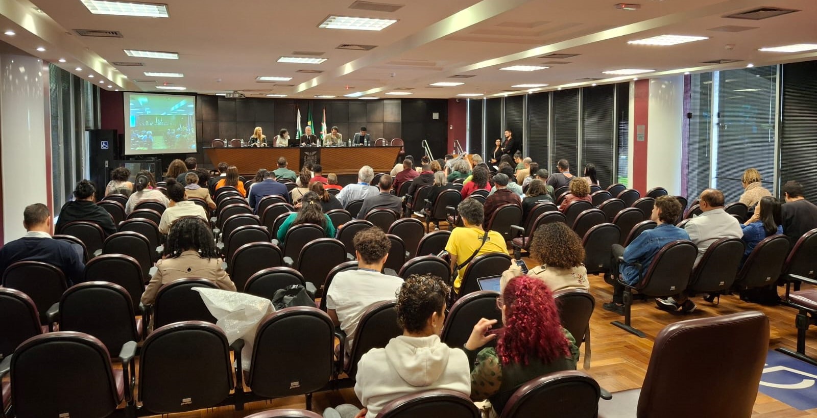 Organizações reivindicaram em audiência a urgência de medidas de proteção á defensores de direitos humanos no Paraná. Foto: Daniel Paulino