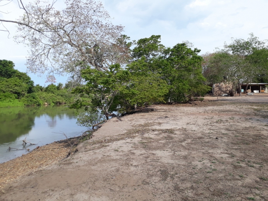 De uso cotidiano da comunidade, o rio Jauru foi fortemente afetado pelas hidrelétricas. Foto: Fórum Mato-grossense de Meio Ambiente e Desenvolvimento